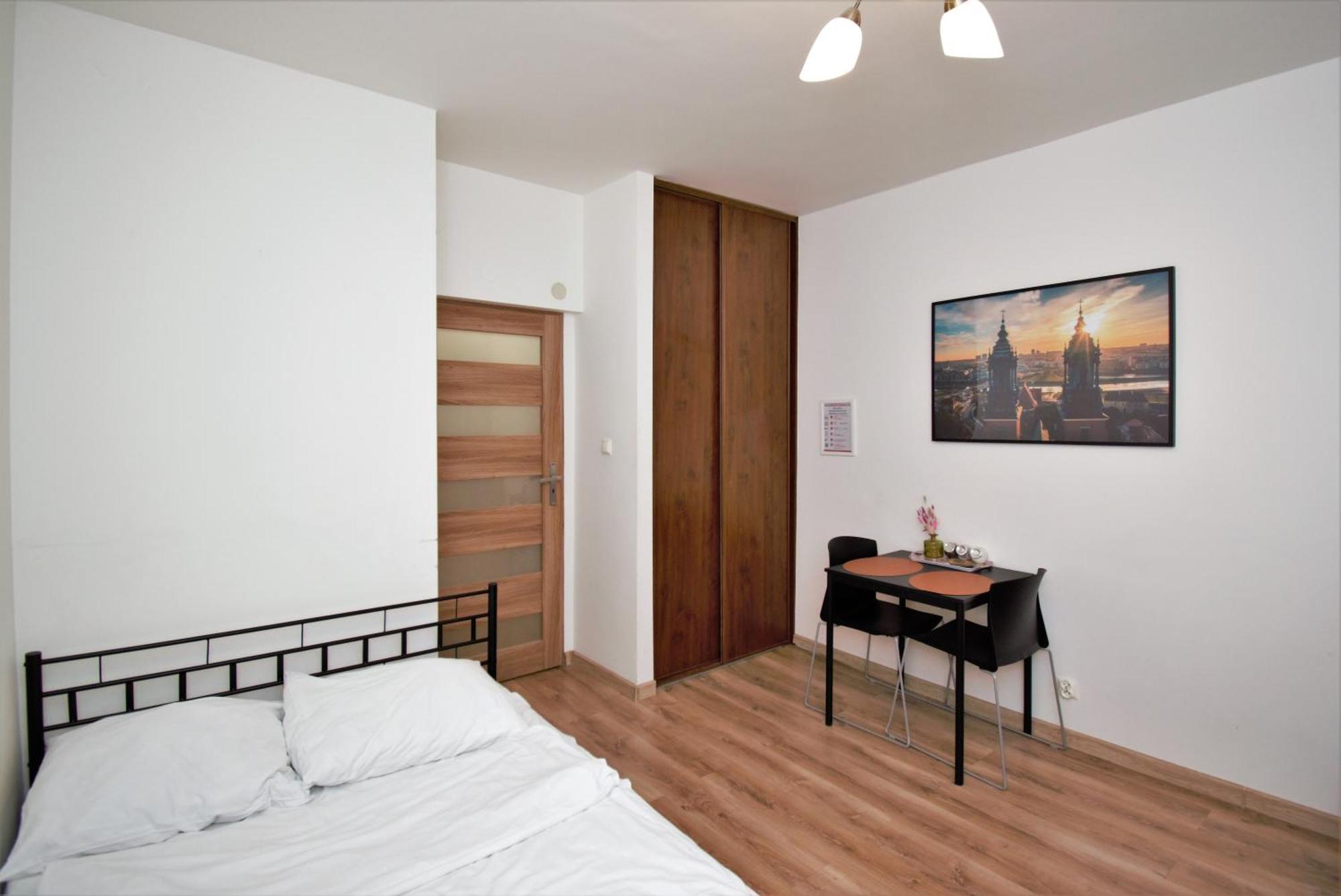 Roomspoznan Pl - Ogrodowa 9 - 24H Self Check-In Экстерьер фото